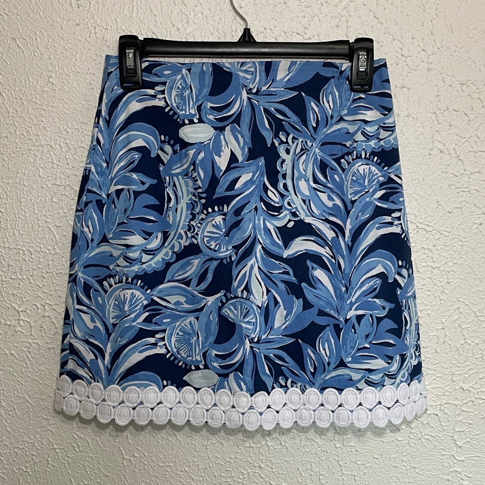 Lilly Pulitzer Skirt size 0